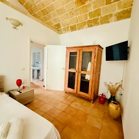 Nonna Veronica, Dimora Vicino Al Mare Di Ugento 3* Gemini (Apulia)