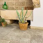 Bed & Breakfast Nonna Veronica, Vicino Al Mare Di Ugento