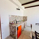 Nonna Veronica, Vicino Al Mare Di Ugento 3* Gemini (Apulia)