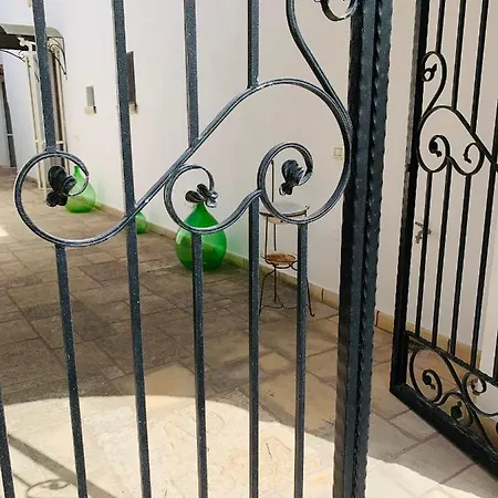 Nonna Veronica * Gemini (Apulia)