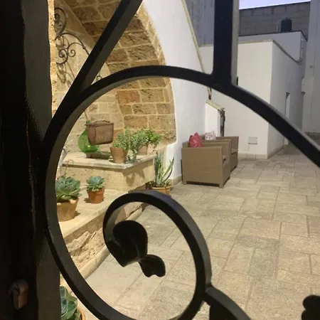 Nonna Veronica * Gemini (Apulia)