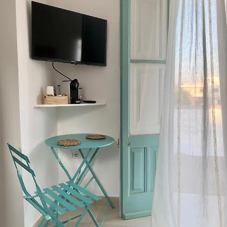 Nonna Veronica, Dimora Vicino Al Mare Di Ugento Bed & Breakfast 3*