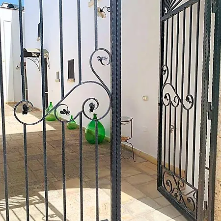 Bed & Breakfast Nonna Veronica, Dimora Vicino Al Mare Di Ugento 3*