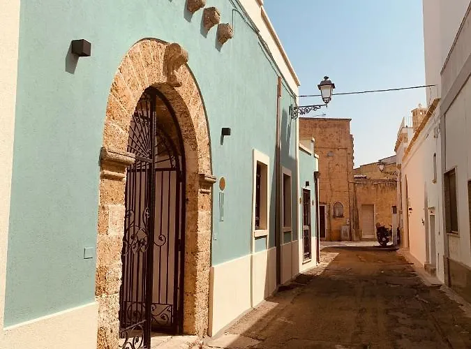 Nonna Veronica, Vicino Al Mare Di Ugento 3* Gemini (Apulia)