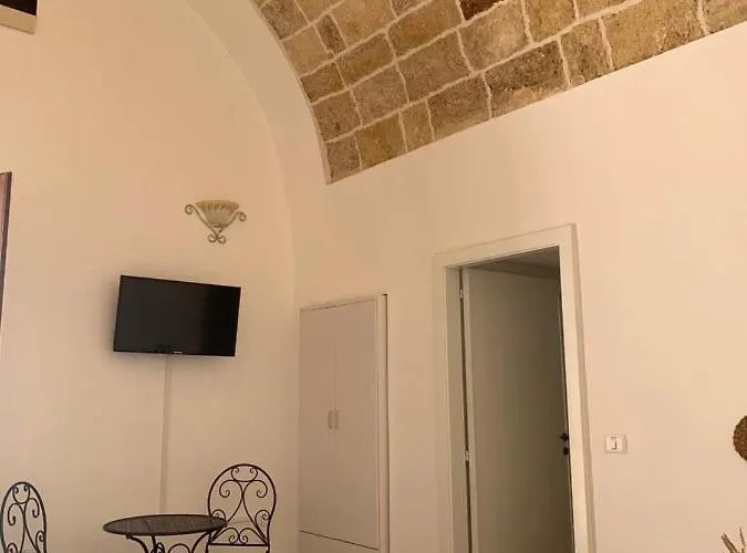Nonna Veronica, Vicino Al Mare Di Ugento
