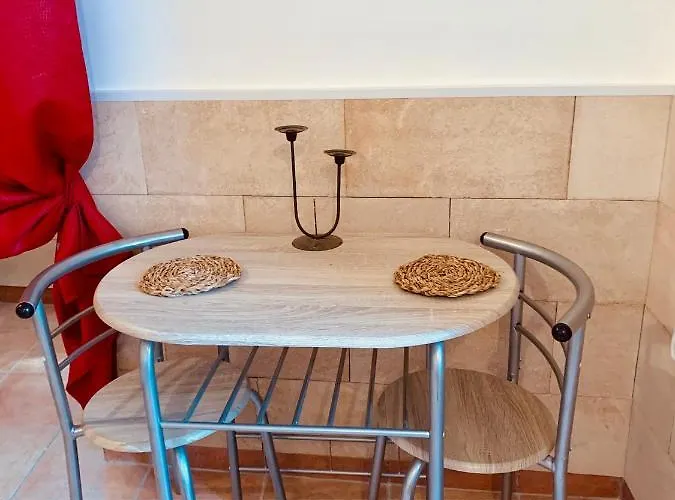 Bed & Breakfast Nonna Veronica, Vicino Al Mare Di Ugento 3*