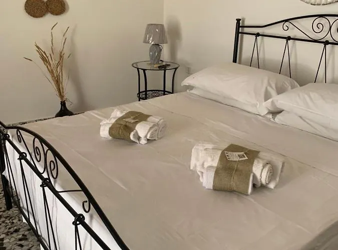 Nonna Veronica, Vicino Al Mare Di Ugento 3* Gemini (Apulia)